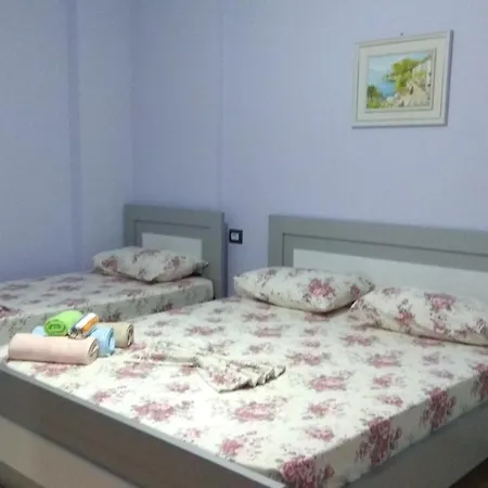 Hotel Emi 3*